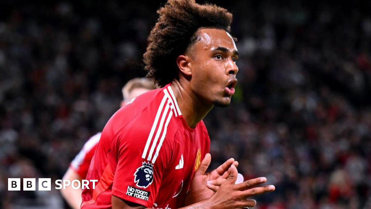 Manchester United Set to Gain Strength with Joshua Zirkzee Returning Ahead of Fulham Match