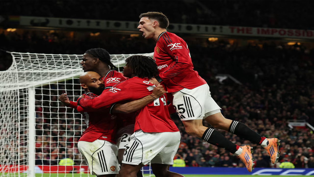 Premier League Top-Four Battle: Resurgent Manchester United Surge, Liverpool at Risk of Missing UCL?