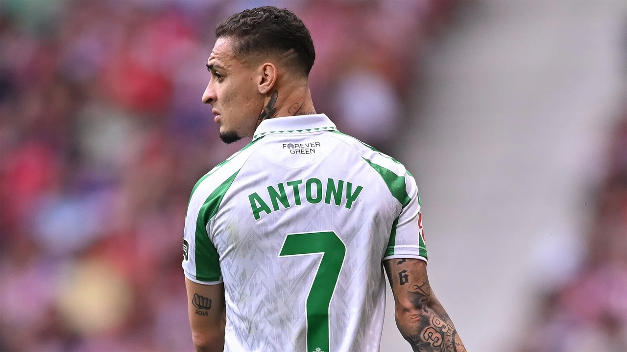 Antony Faces Crucial Moment: Injury and Performance Struggles Threaten 2026 World Cup Dream