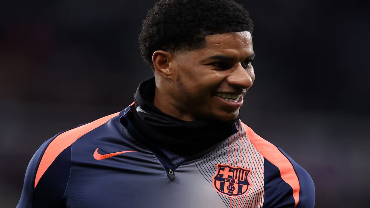 Barcelona Weigh Replacement Options as Rashford Future Remains Uncertain